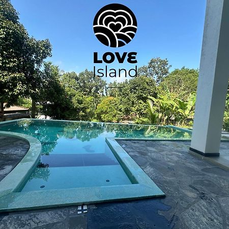 Love Island Galle Extérieur photo