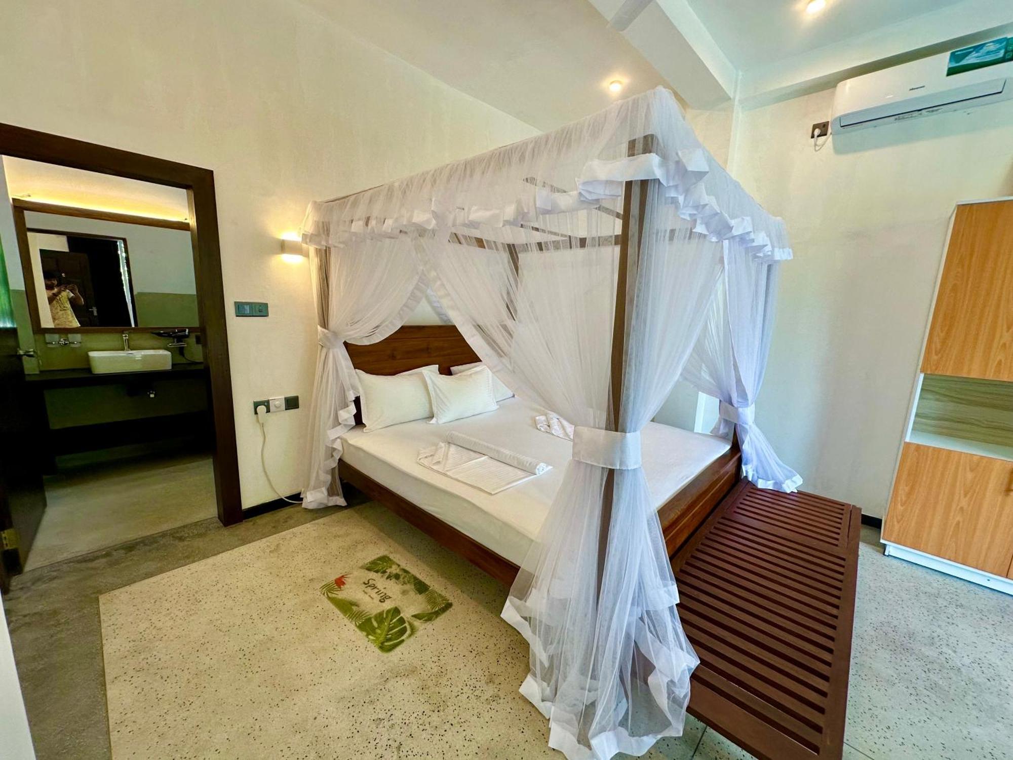 Love Island Galle Extérieur photo